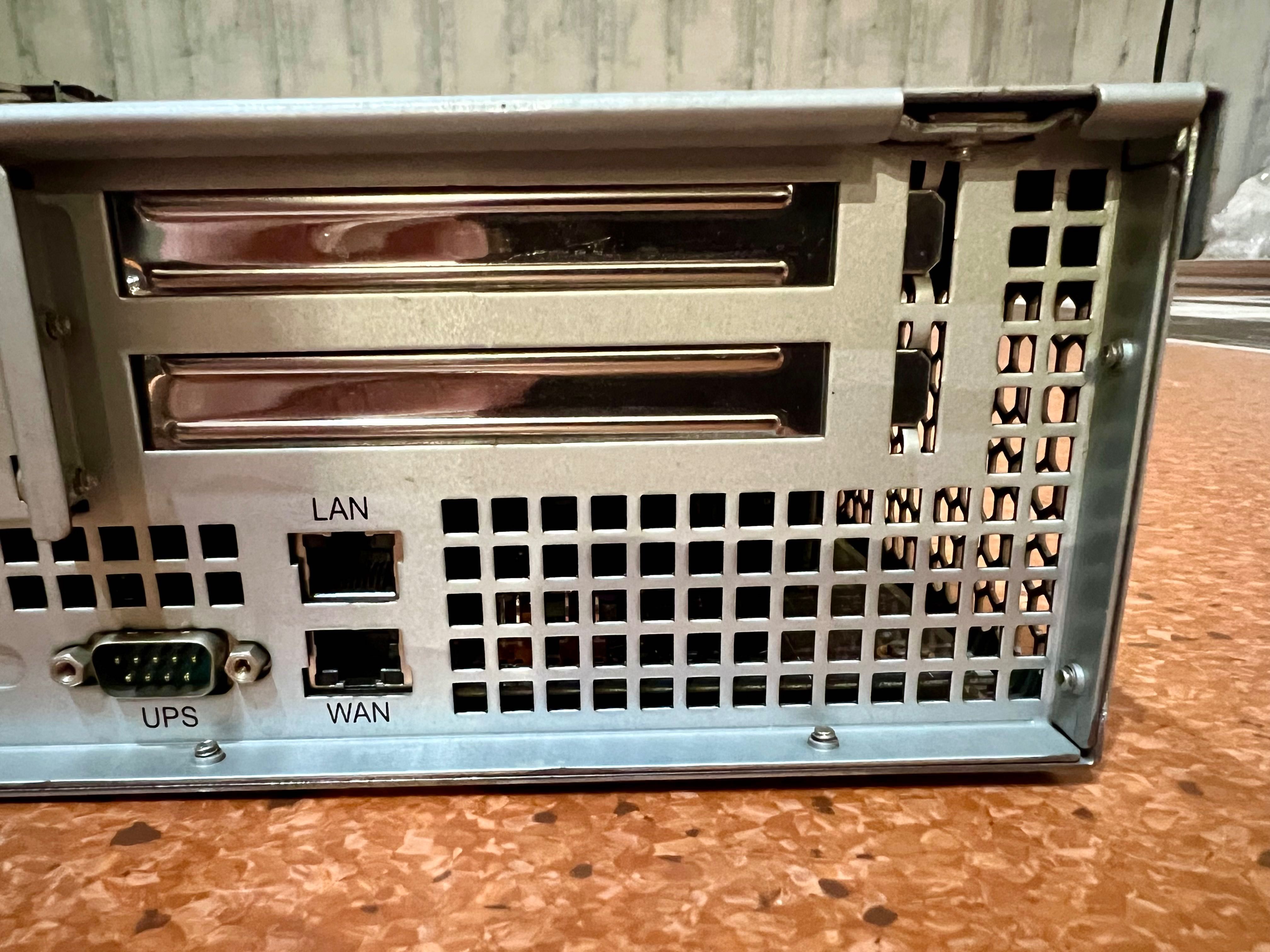 Thecus N8800 NAS Dysk sieciowy RACK 19”