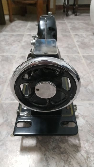 Máquina Costura OLIVA