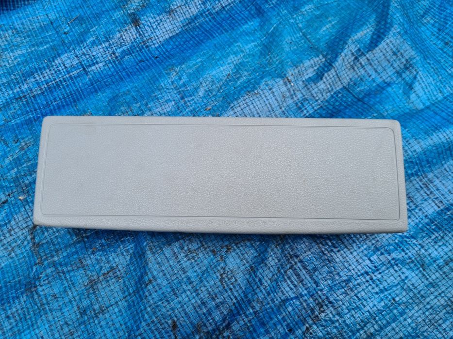 PODUSZKA kolanowa pasażera prawa AUDI A3 8V USA oryginał | OEM |