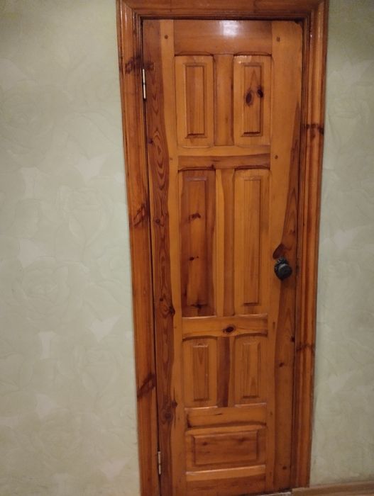 Двері міжкімнатні деревяні