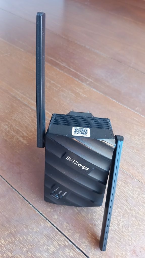 Repetidor / Extensor de sinal de Wifi
