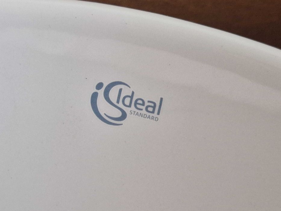 Умивальник Ideal Standard Strada K079501 білий