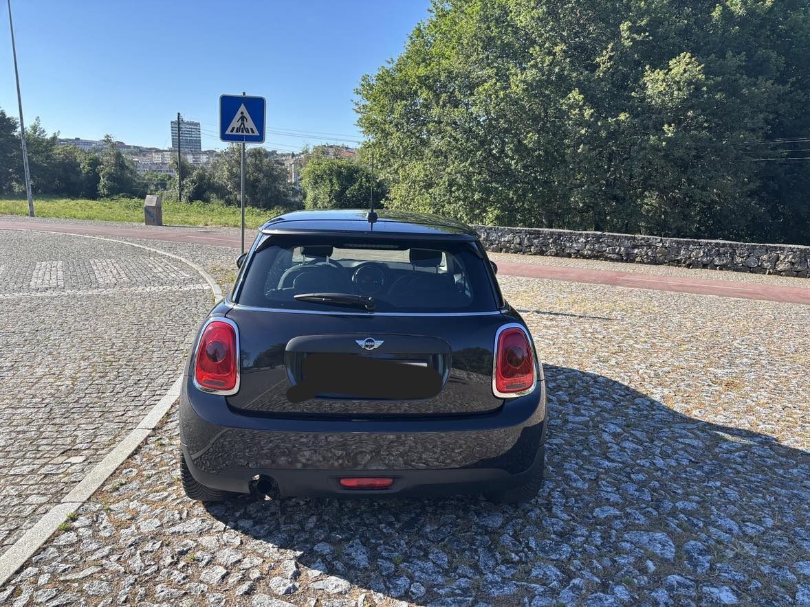 MINI 3 portas como novo