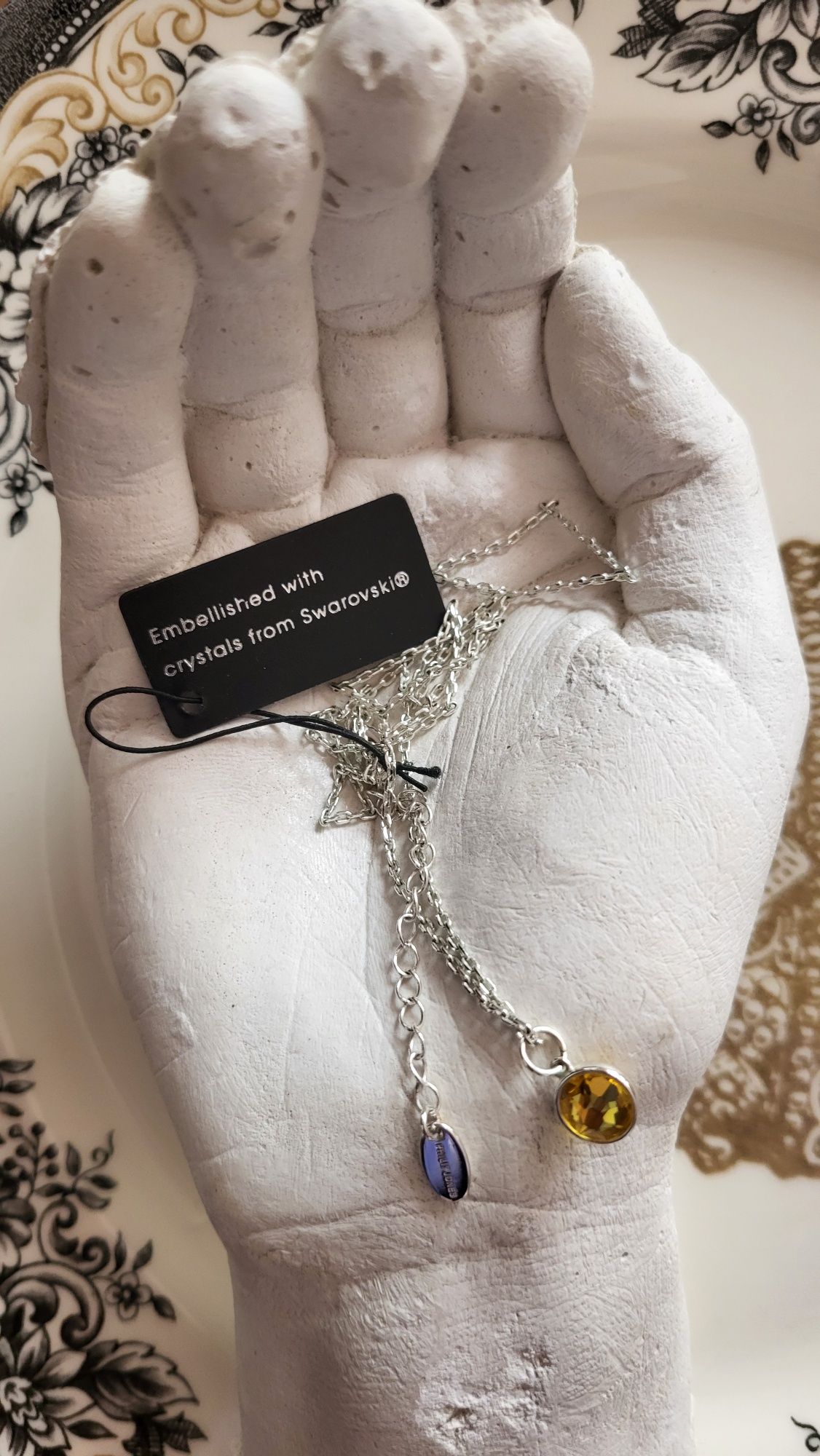 Naszyjnik z kolekcji Birthstone,  Swarovski, Philip Jones