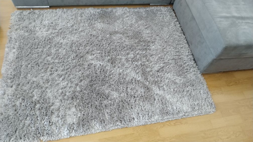 Carpete de qualidade premium cinzenta com pêlo extra longo