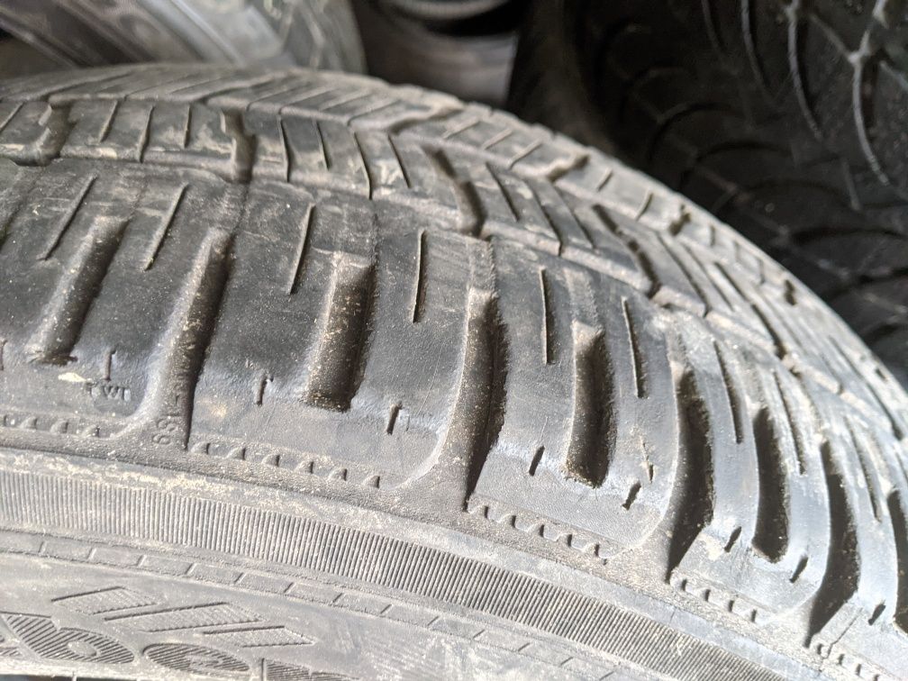 215/65R16C Kleber 19рік всесезон