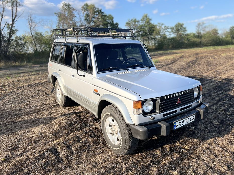 Mitsubishi pajero 1