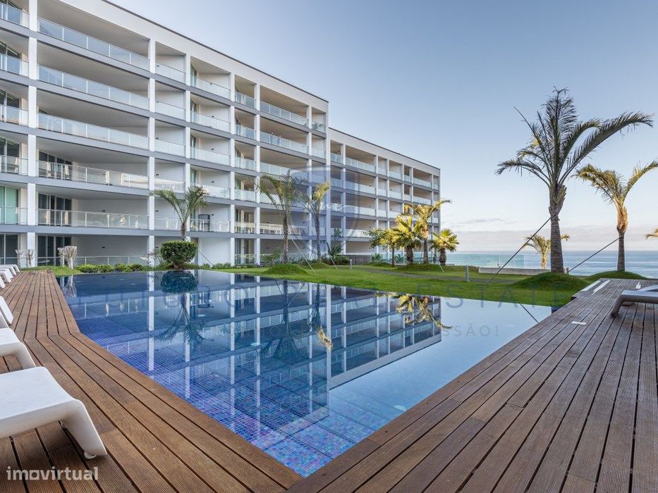 Estacionamento | Edifício Madeira Palace | Estrada Monumental