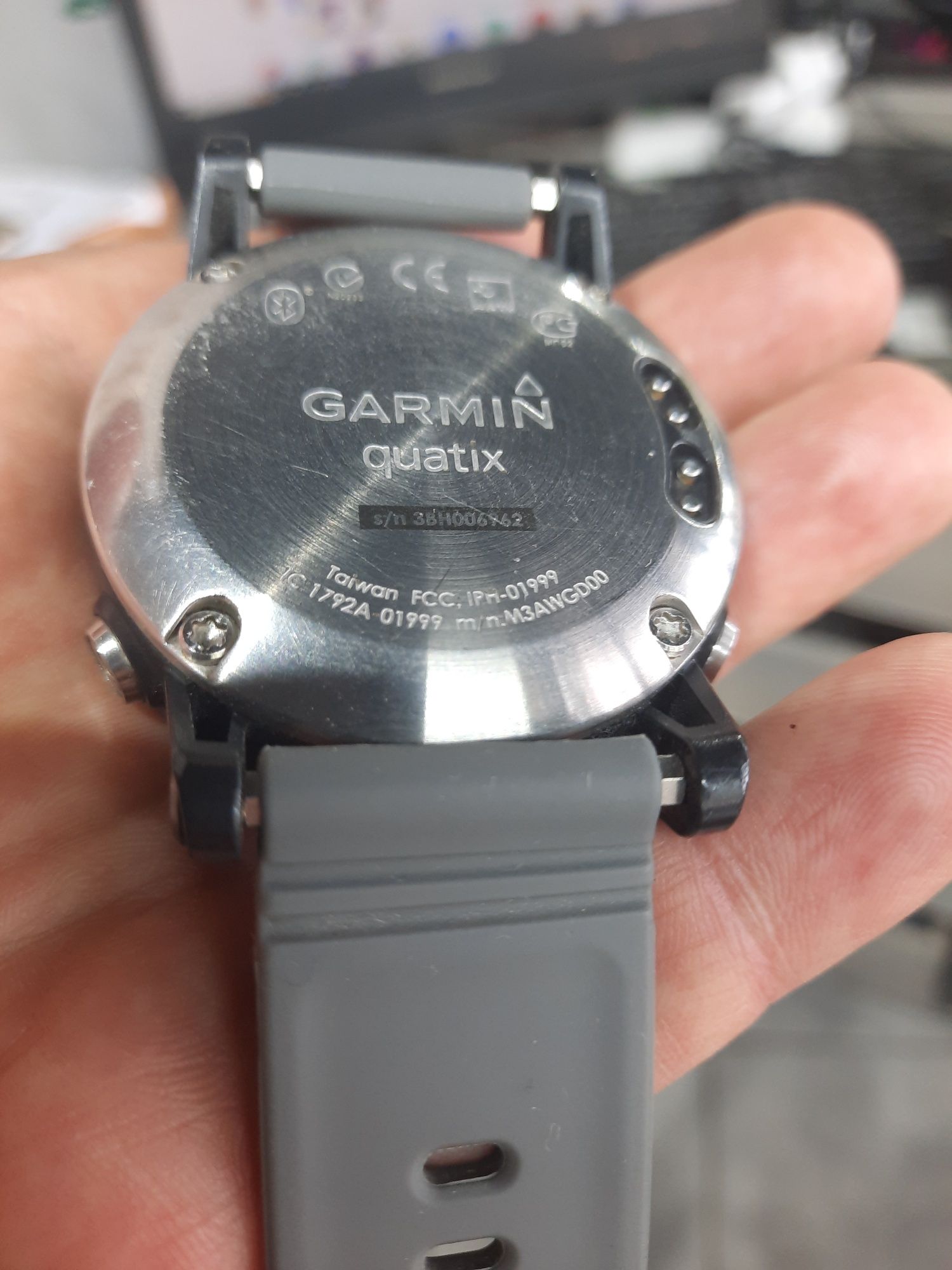 Garmin Quatix годинник для активного життя