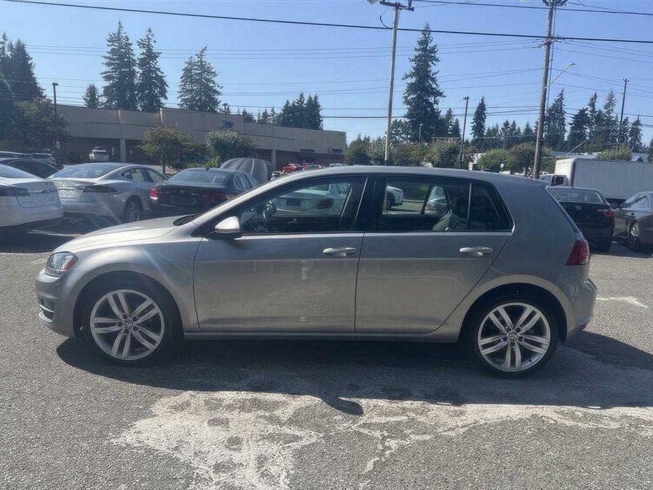 Volkswagen Golf      2015