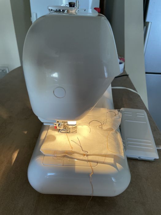 Швейная машина Janome Dc3050