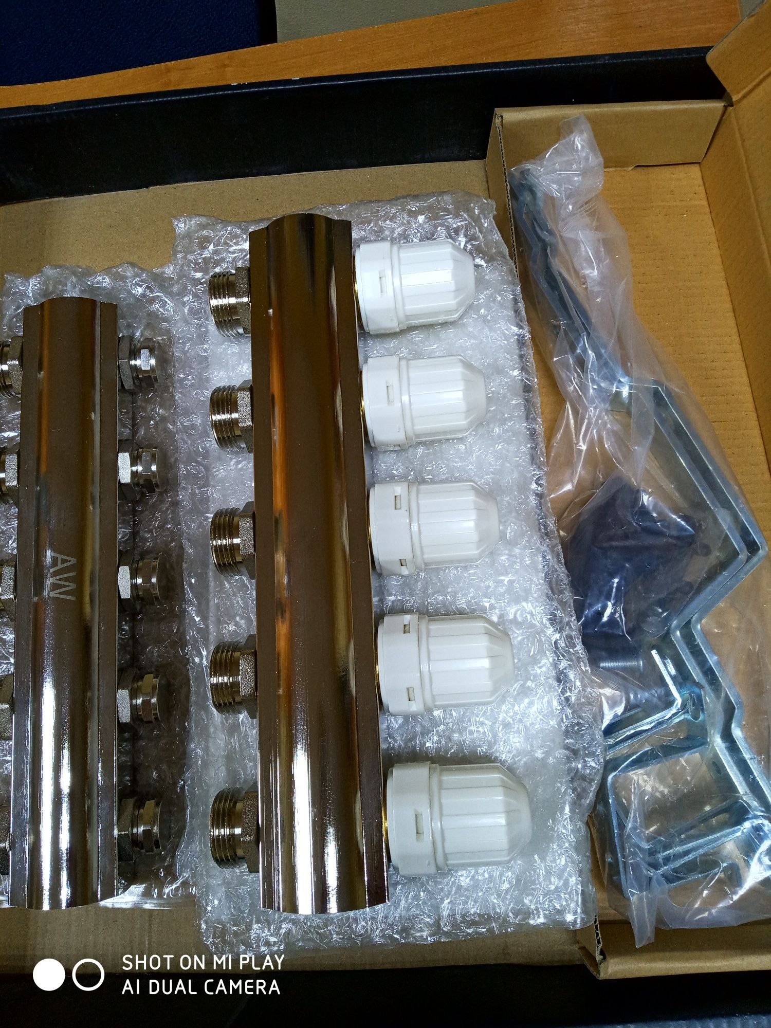 GORGIEL , Uponor  Luxor Комплект термоклапанов 1"*12 Rifeng  пресс-
