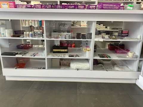 Meble sklepowe komplet