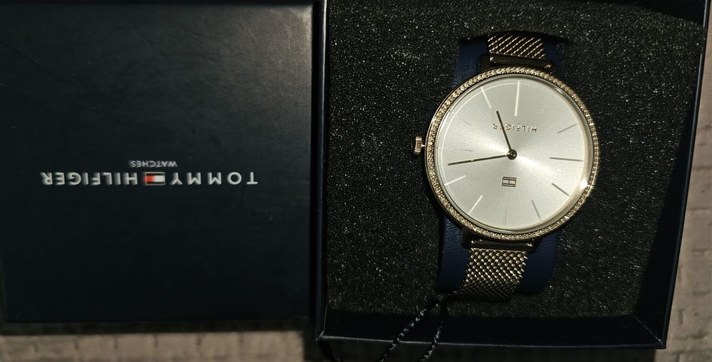 Tomy Hilfiger Zegarek Damski.sliczny delikatny różowe złoto
