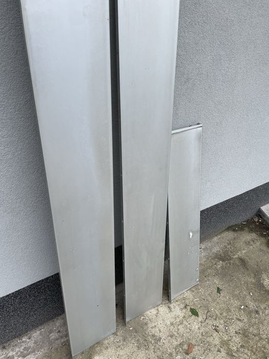 Parapety aluminiowe na metry 29 cm głębokości