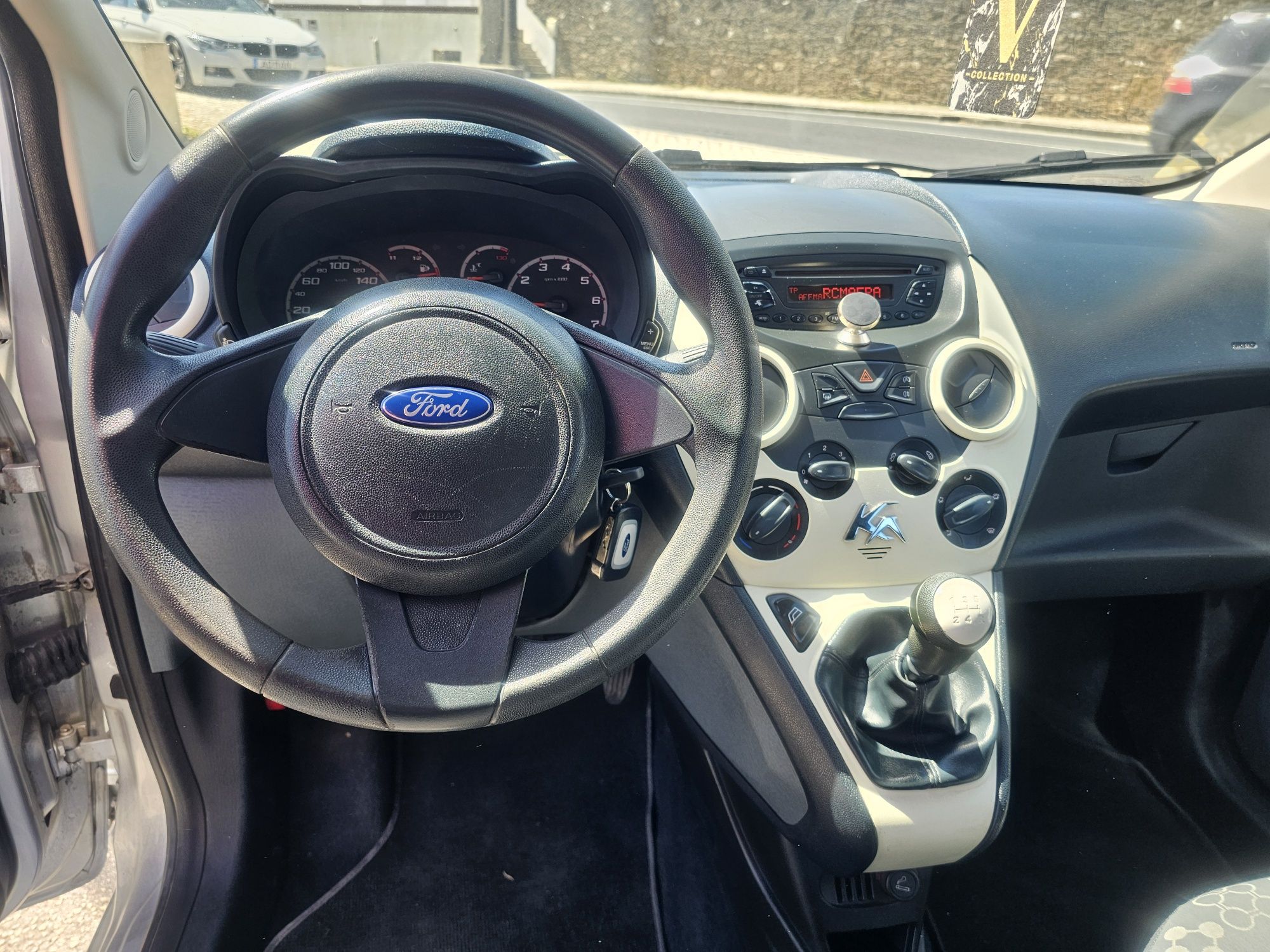 Ford KA  super económico