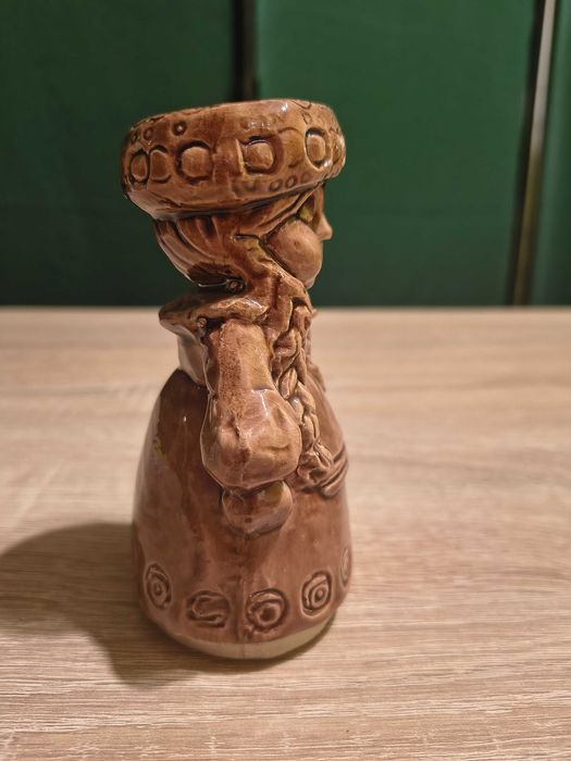 Figurka ceramiczna ślązaczka
