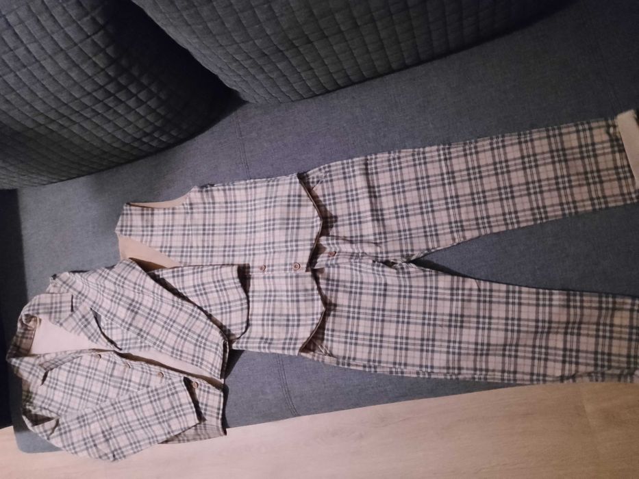 Garnitur dla chlopca 128