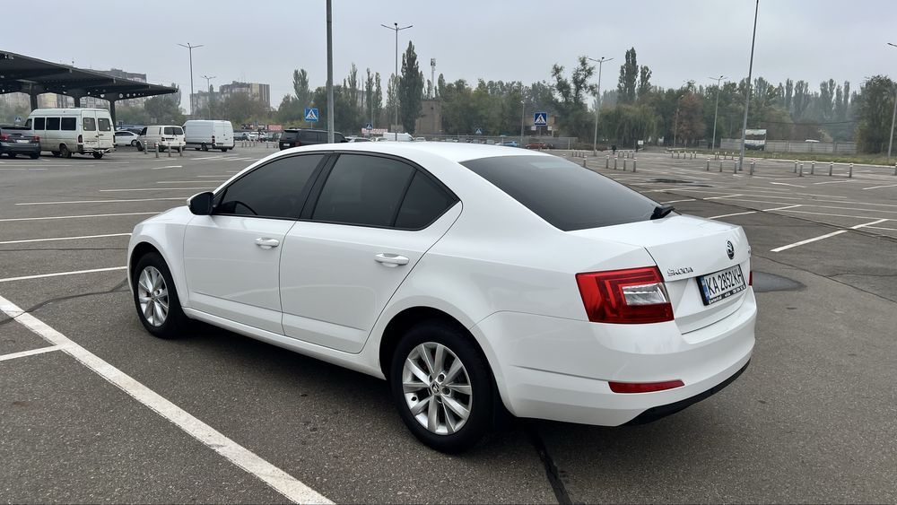 Skoda Оctavia А7 2016 1,4 автомат