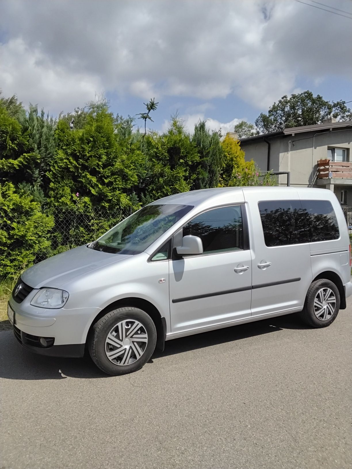 Vw Caddy 2009r 1.9 TDI 105 KM super stan