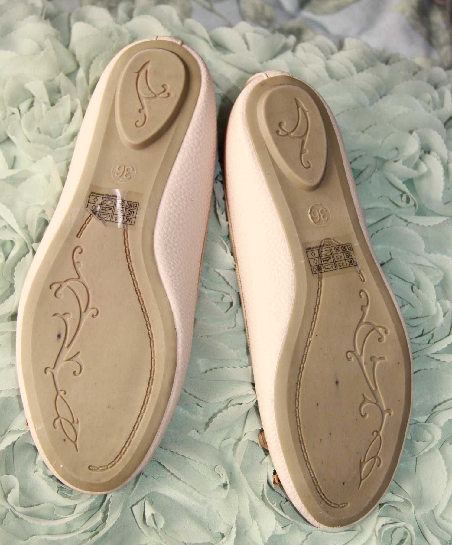 Baleriny buty czółenka cieliste Created by Diverse  roz. 35