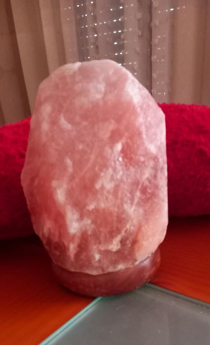 Peça decorativa em sal dos  Himalaias