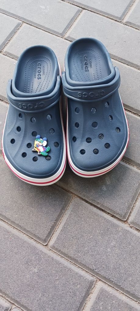 Klapki chodaki crocs rozm 42/43 m9/w11