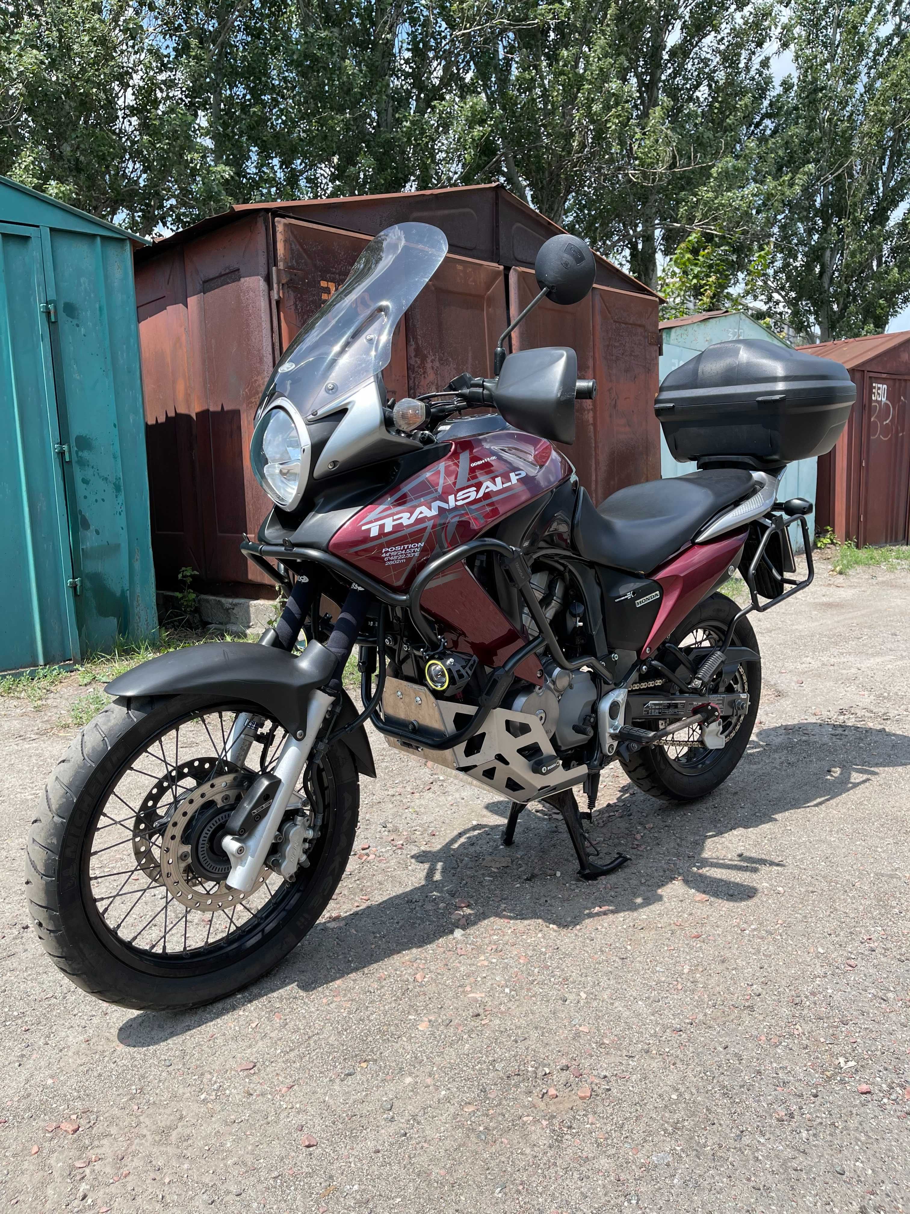 Honda Transalp XL 700 VA (інжектор, ABS)