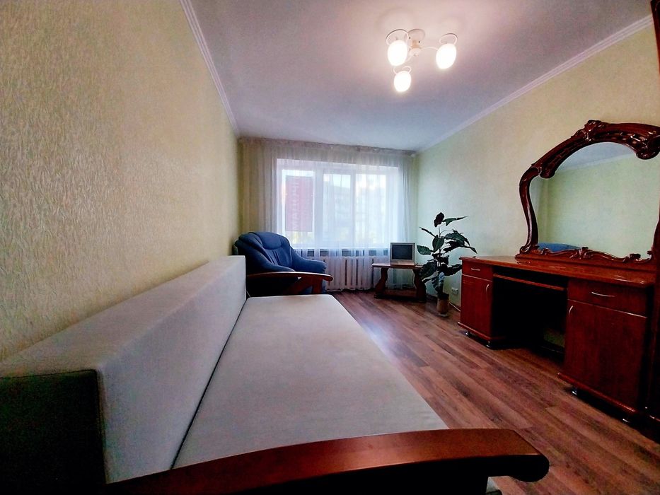 2-кім. вул.Київська, 12 школа. Район "ДентаМед". Подобово. Ціна доби.