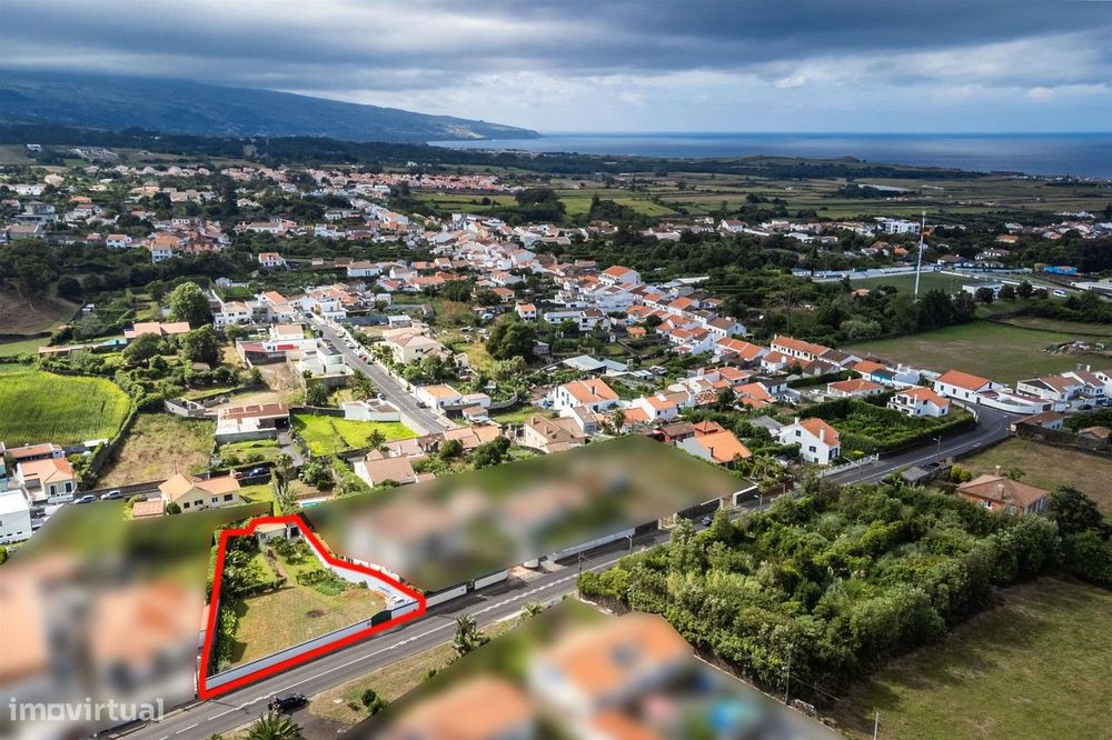 Terreno Urbano - Pico da Pedra