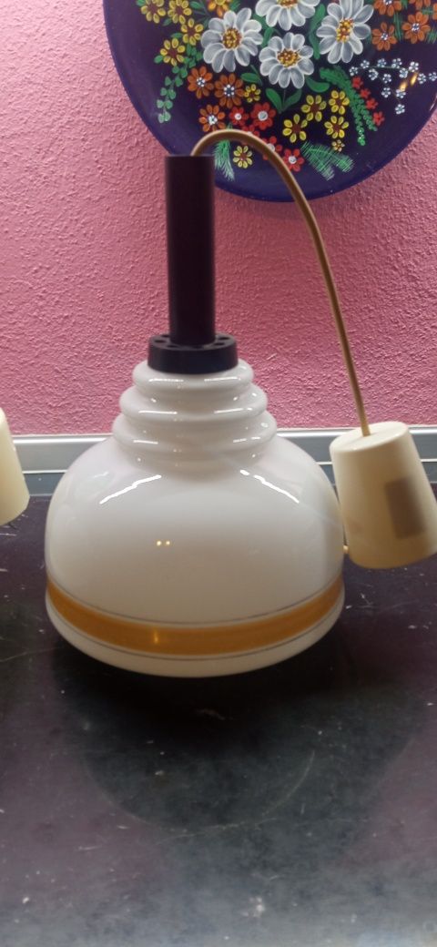 Lampy sufitowe z PRL-u