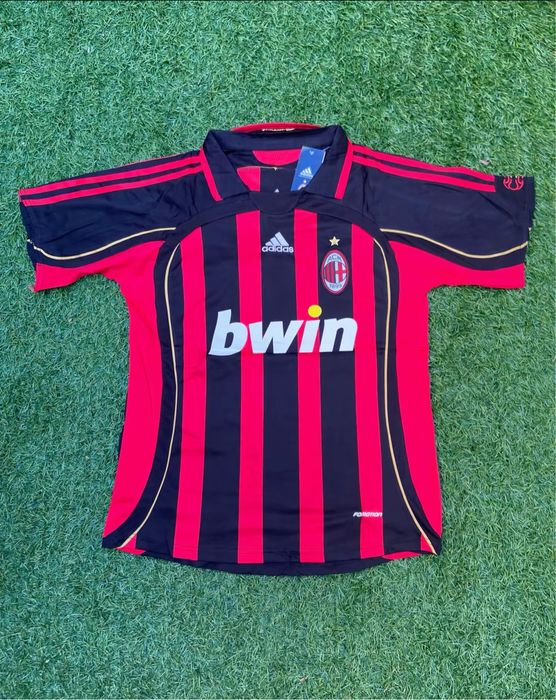 Camisola Retrô Milan I 2006/07 Kaká 22 / Envio Rápido