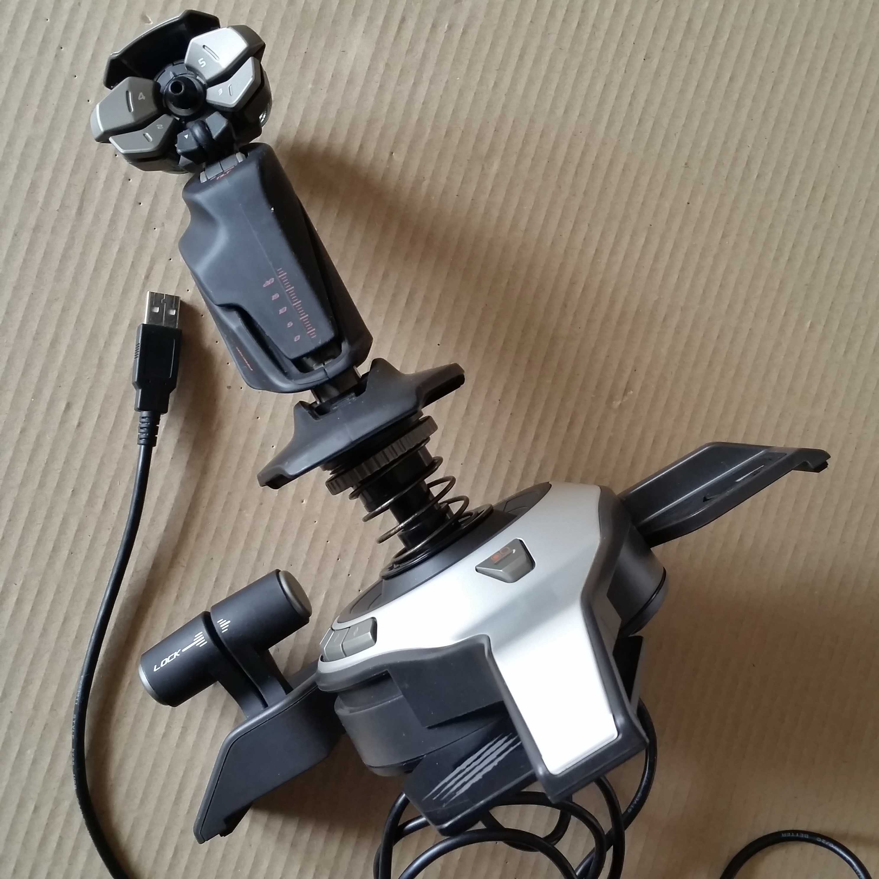 Mad Catz F.L.Y. 5 Flight Stick