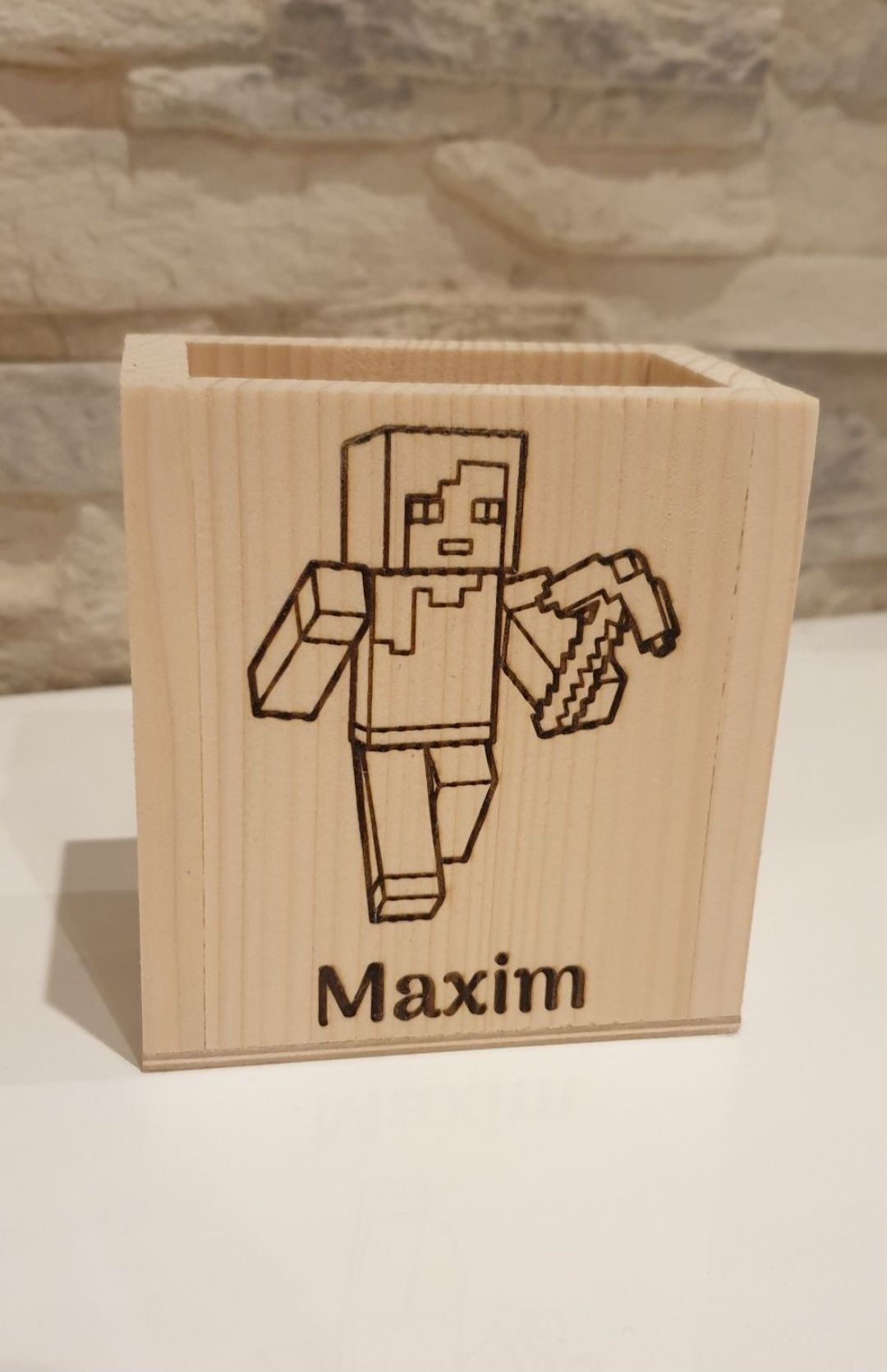 Pojemnik na kredki drewniany Przybornik Grawer Minecraft Kubek