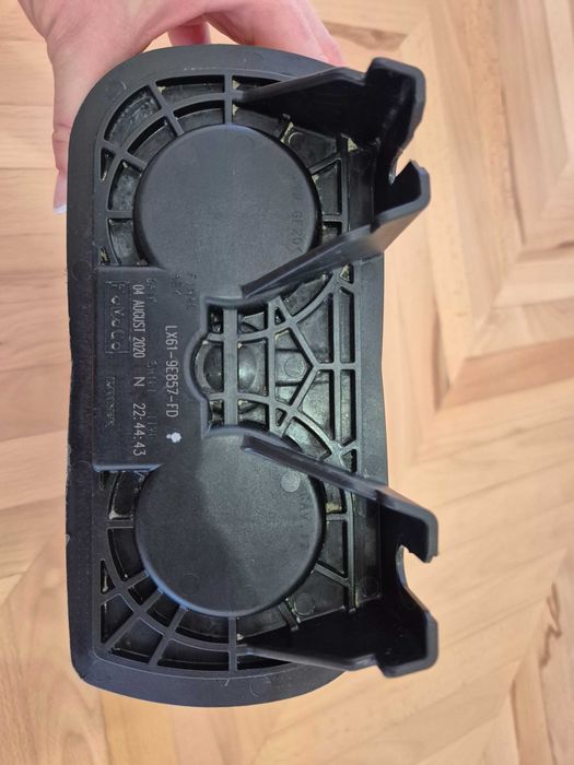 LX61-9E857-FD абсорбер каністра з вуглем Ford Escape фильтр угольный