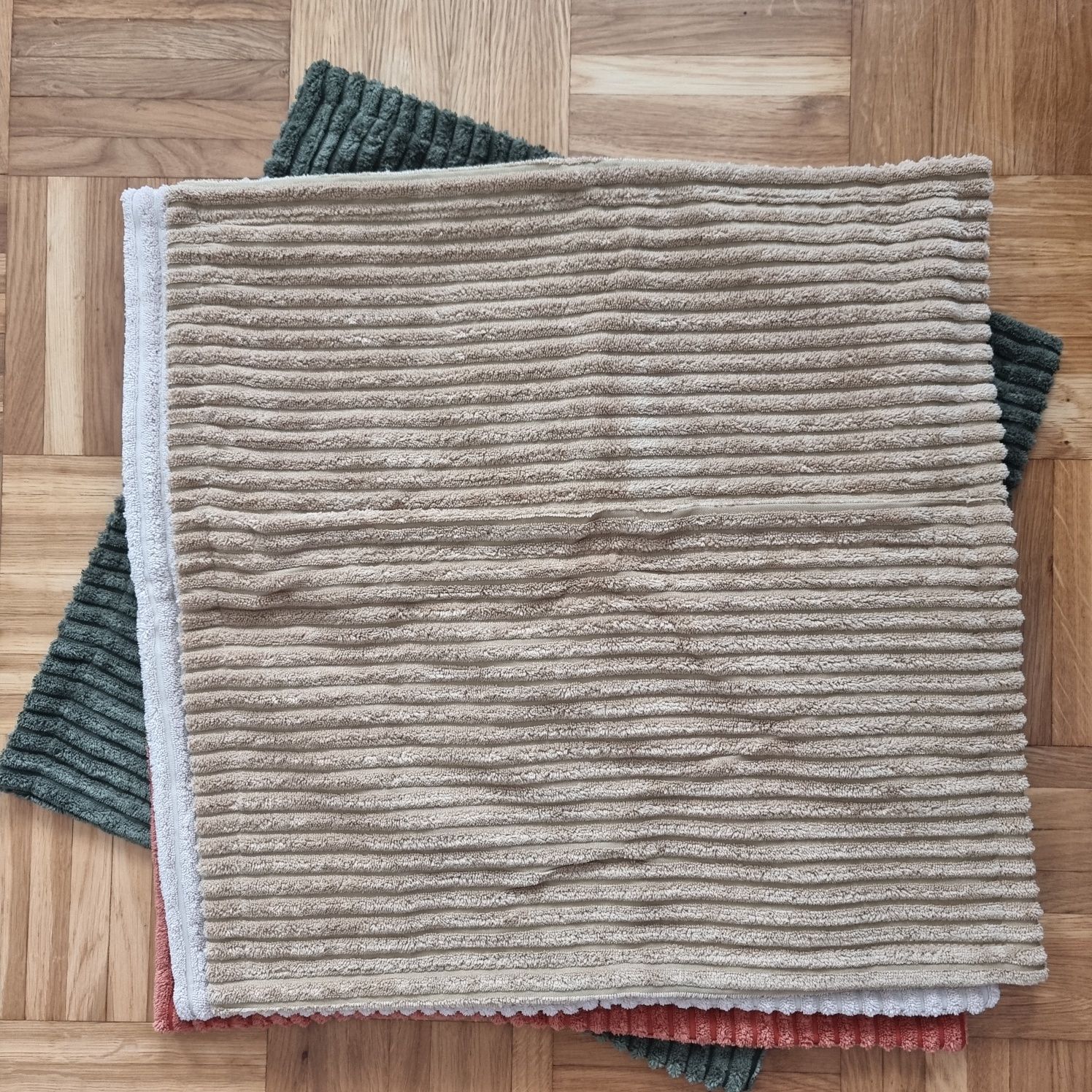 Zestaw 4 poszewek na poduszki 40x40 cm miarki miulee Paski