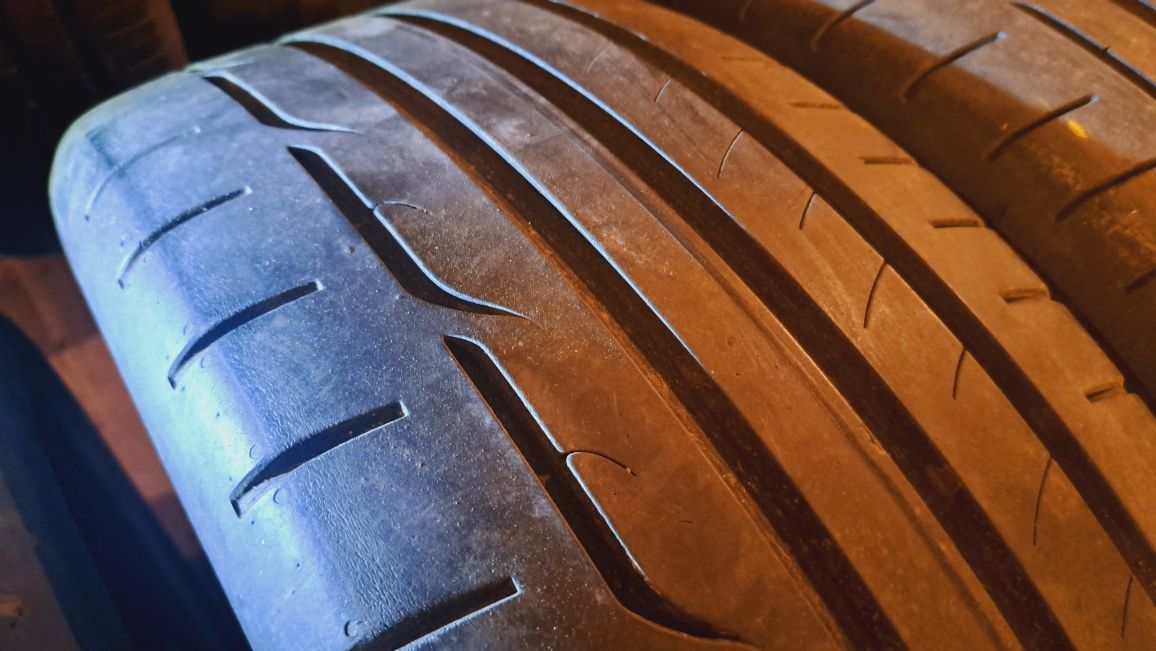 DUNLOP SportMaxxRT 225/45/19 Cena za komplet  OKAZJA !!!