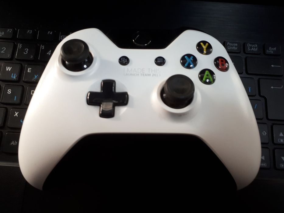 Геймпад X-BOX   Google