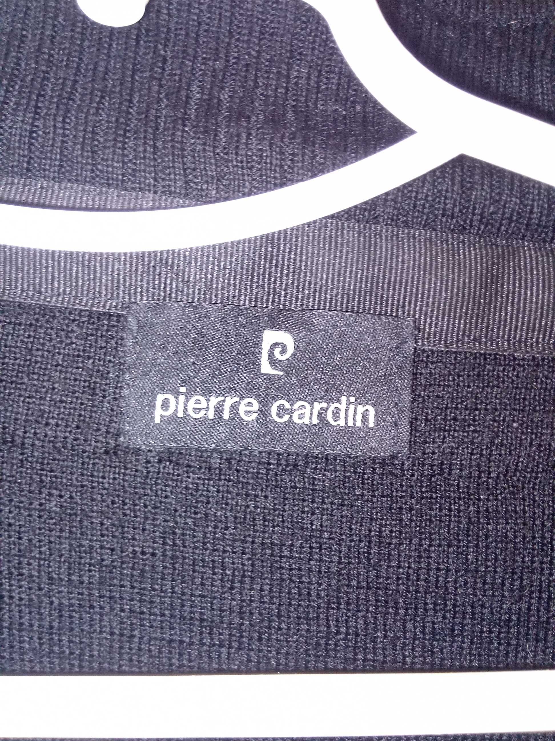 Продам кофту на молнії Pierre Cardin розмір XL б/в