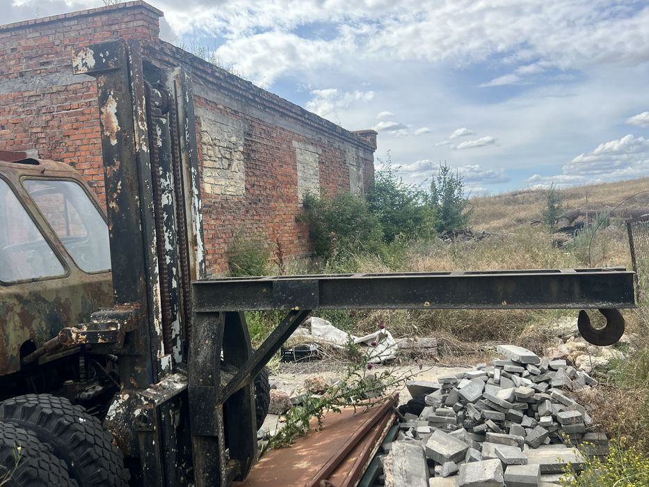 Погрузчик продам торг возможен