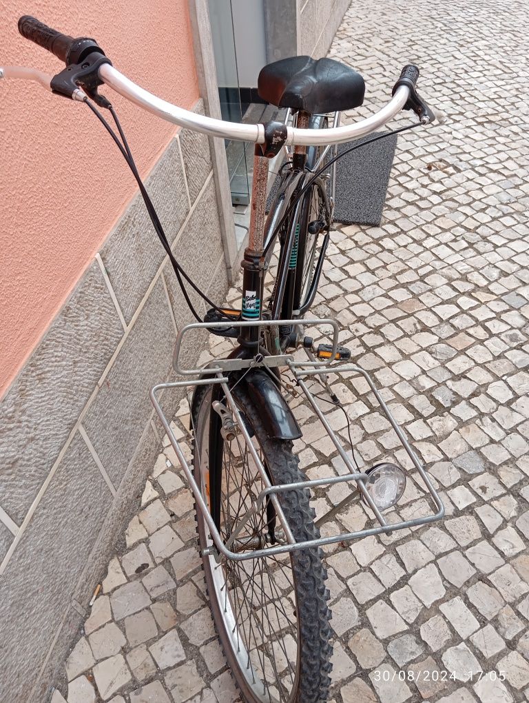 Bicicleta passeio bom estado
