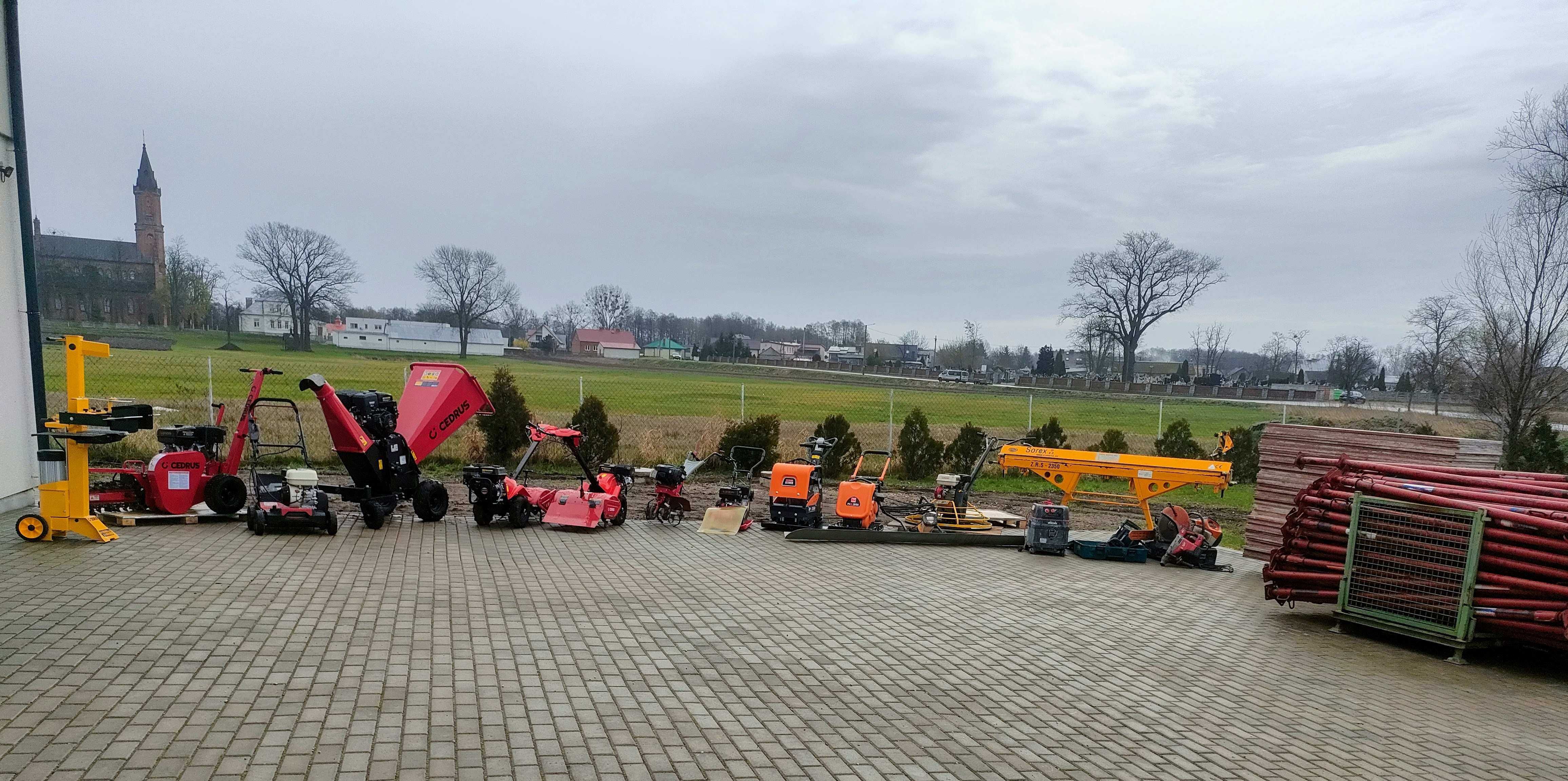 Posypywarka  piaskarka do trawy substrat, torf, ziemia  piasek płukany