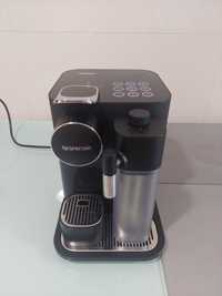 Maquina Café Nespresso Gran Latissima EN 650B