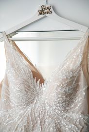 Suknia ślubna stan idealny cena nowej 3300zl rozmiar L/XL gratisy