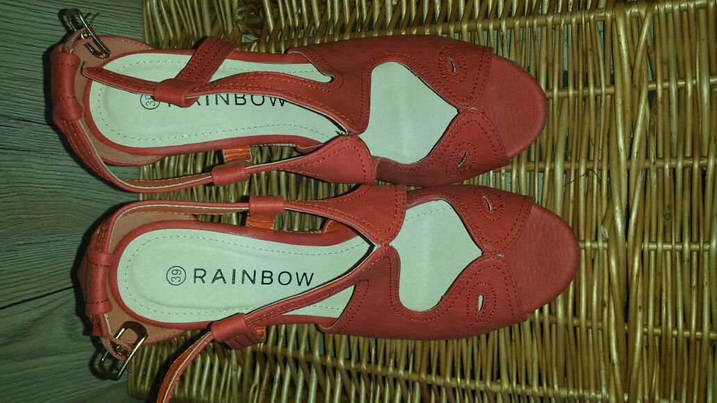 Rainbow buty na koturnie