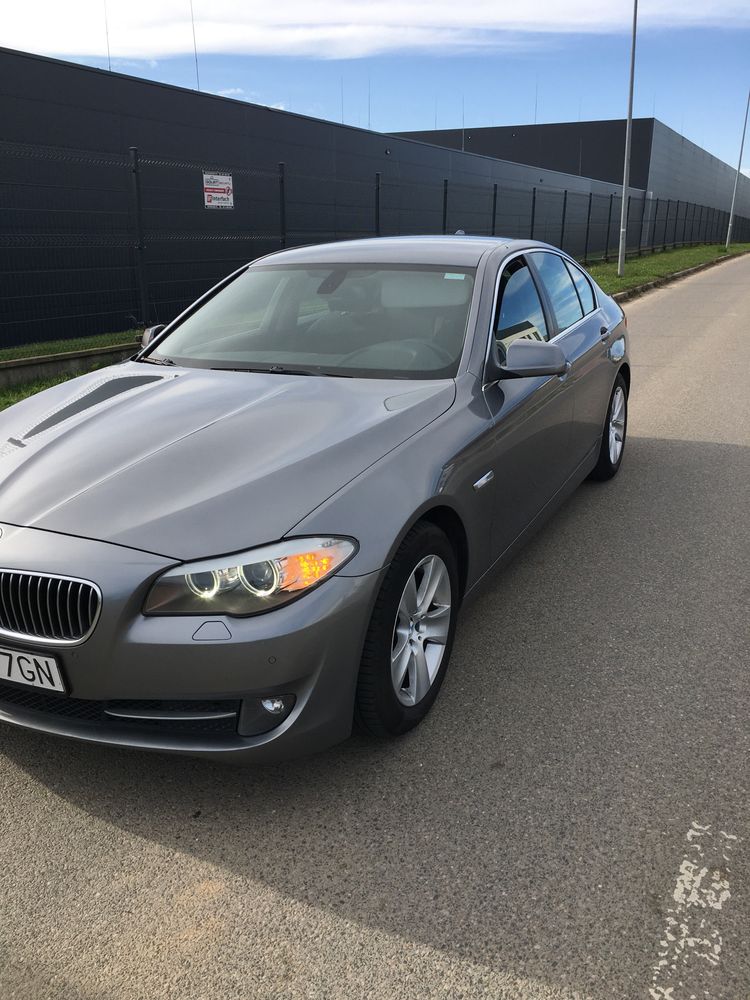 BMW 530 D F10 245 KM 2011 manual Polski salon welur czarny dekor.