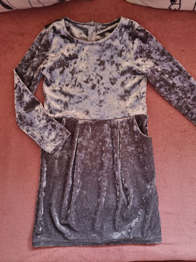 Śliczna welurowa szara sukienka h&m r.98/104 jak nowa