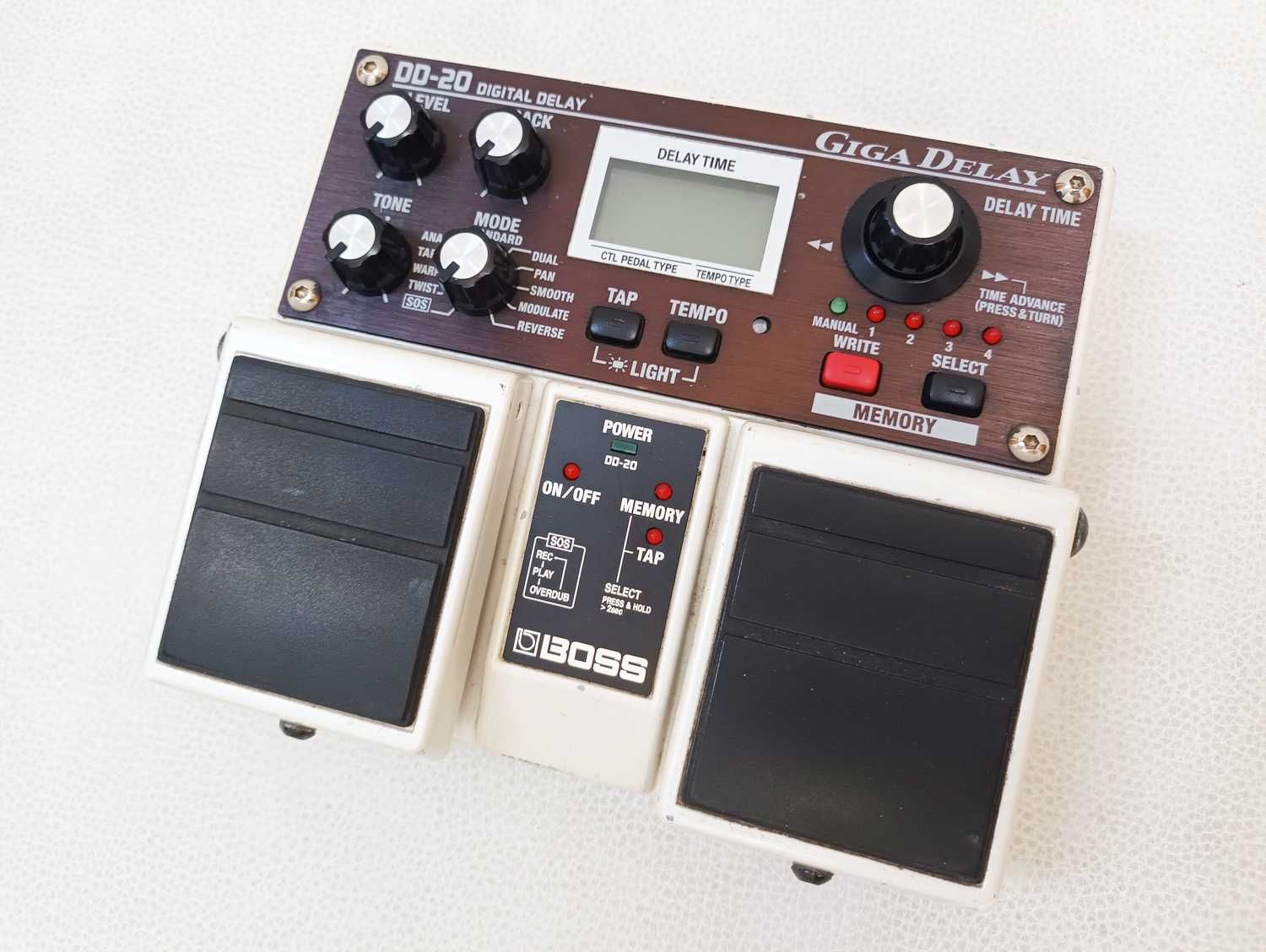 Boss DD-20 Giga Delay - oferta de transformador Boss