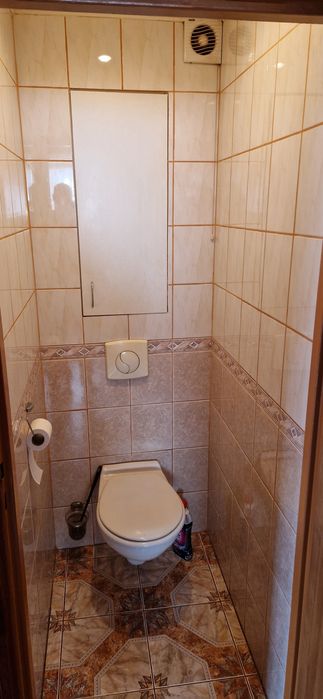 Do sprzedania dom połowa bliźniaka ok 110m   do remontu