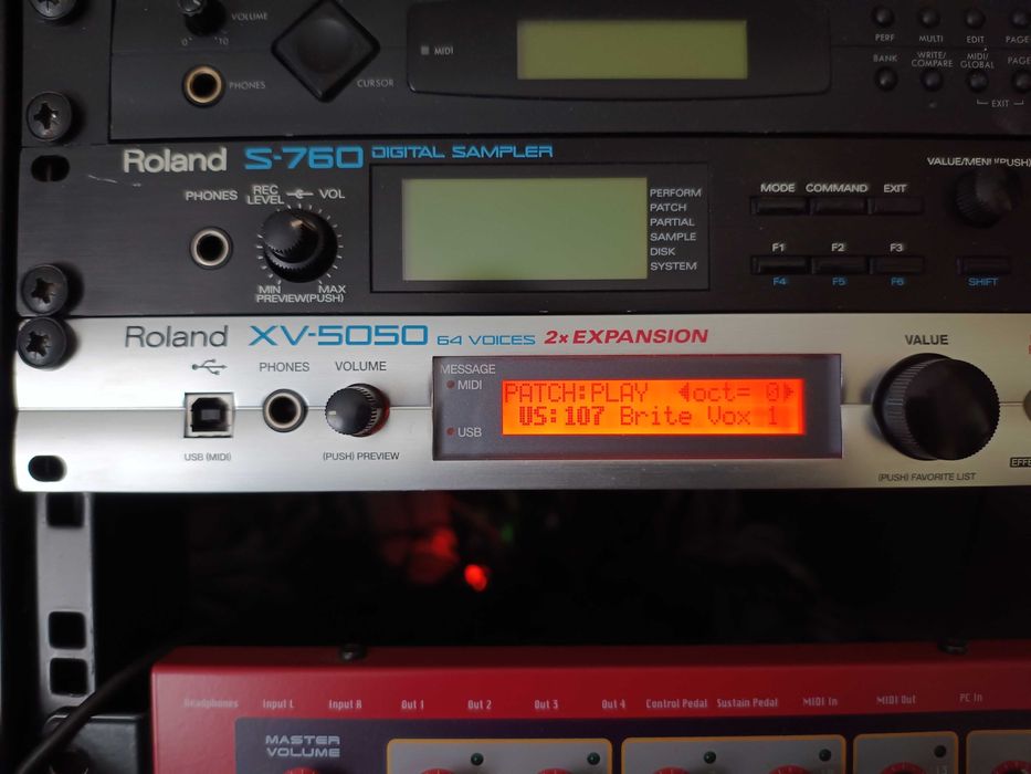 Roland XV5050 синтезатор рековый (звуки серии JV,XV, JD).